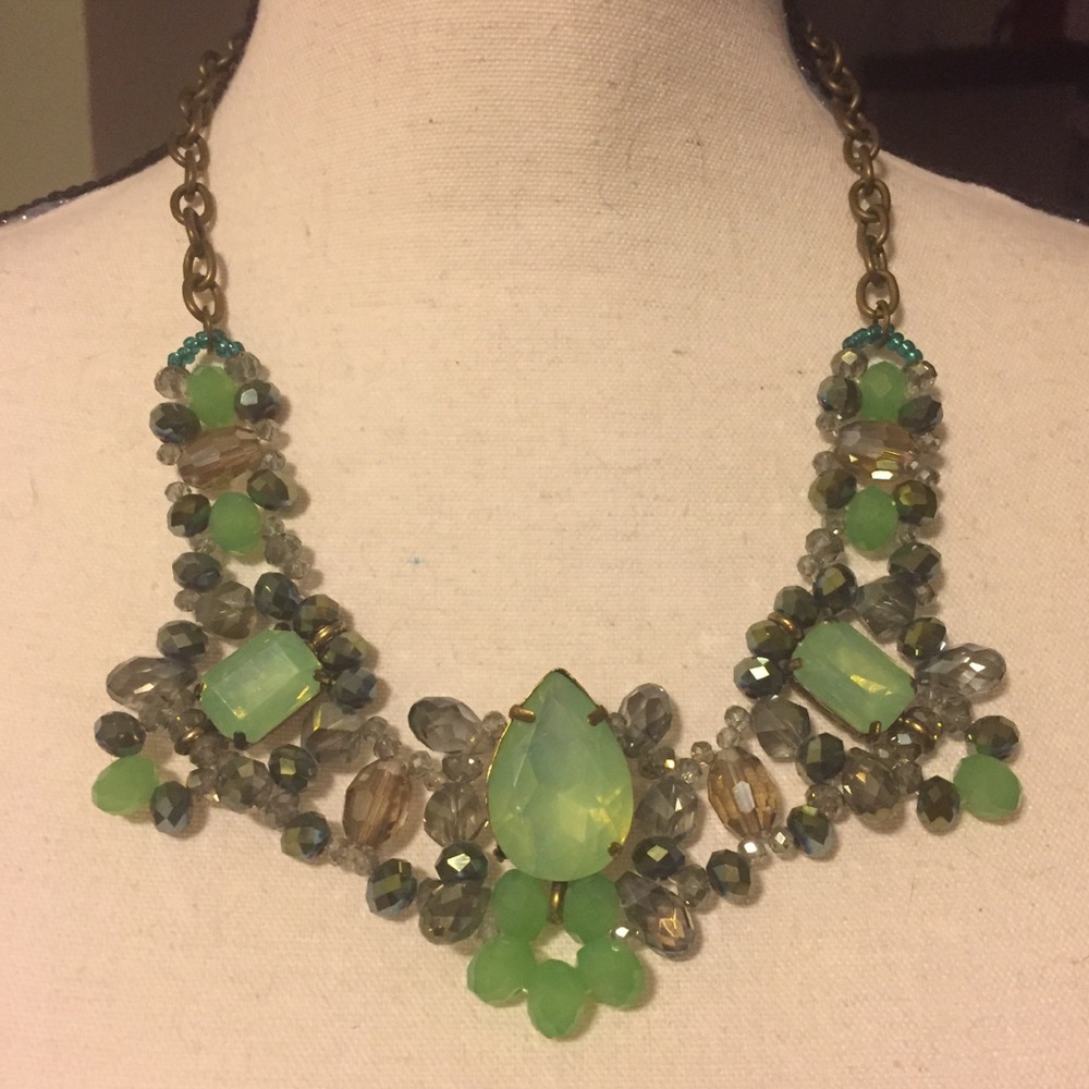 SALE!! Glass and crystal statement necklace. NWOT